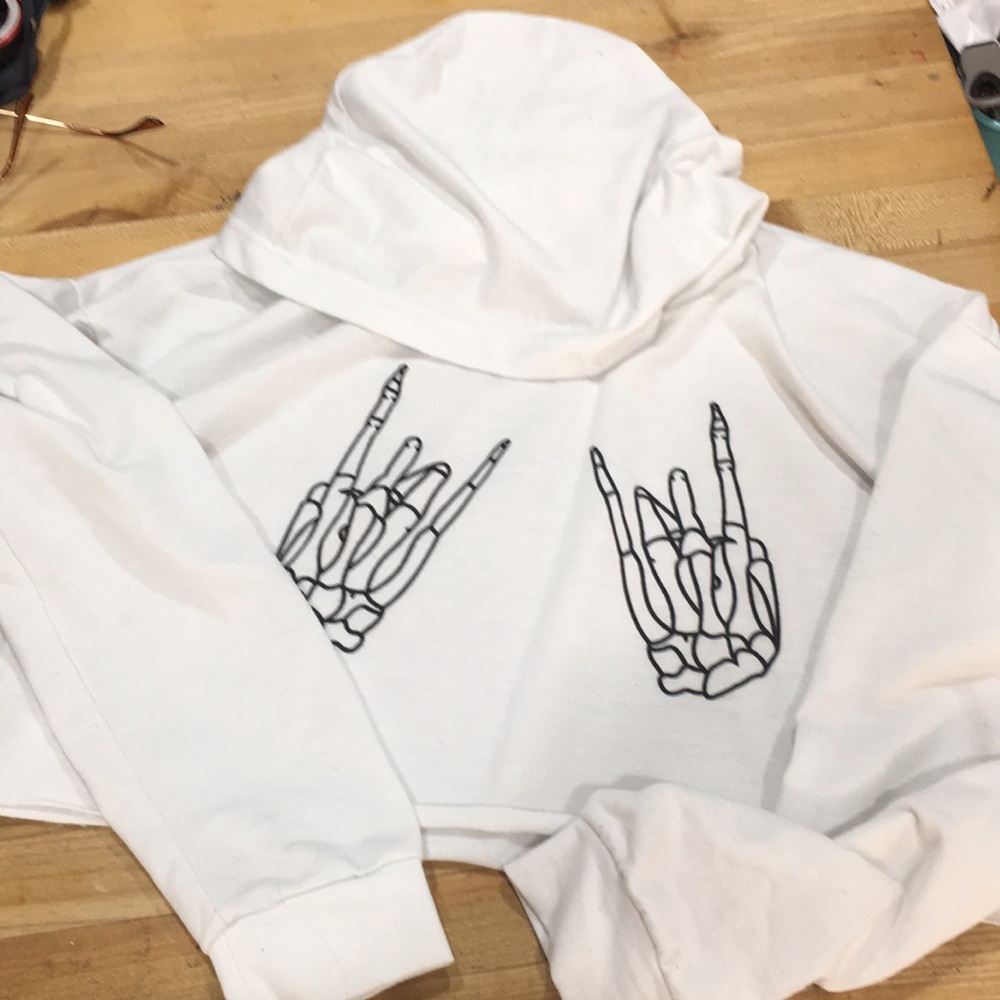 Rock Pn Skeleton Hand cropped hoodie